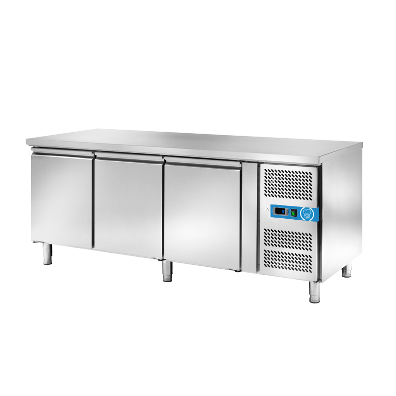 Table réfrigérée avec n° 3 portes sans dosseret température de -18°C à -22°C - profondeur 60 cm