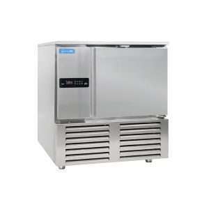 Cellule de refroidissement rapide premium pour 5 plaques GN 1/1 ou EN 60x40 (18 kg +90° > +3° | 14 kg +90° > -18°)